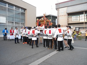 �������w��